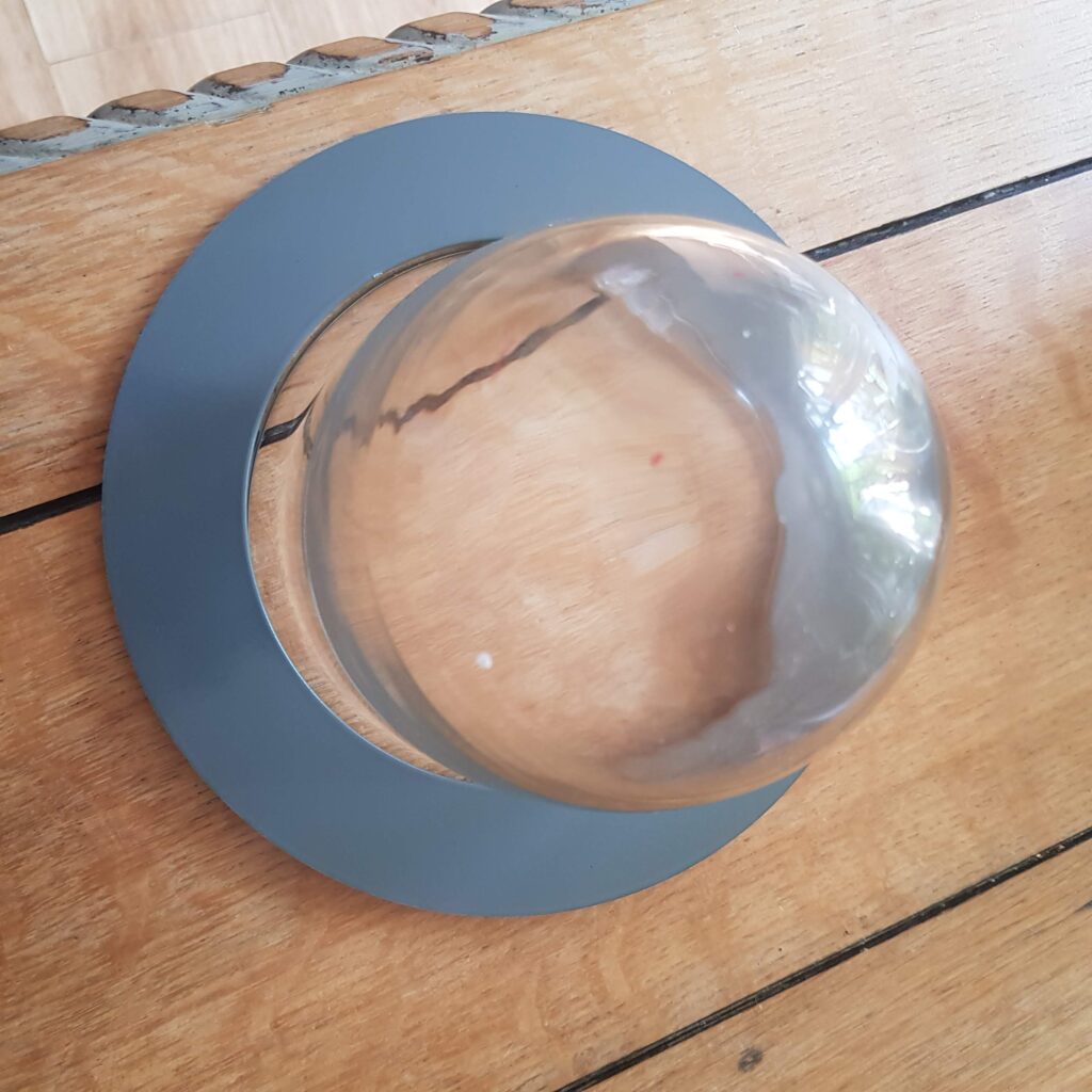 Replacing Your Fisherman's Light Glass Or Globe Replacing Your Fisherman's Light Glass or Globe Help & Information Industrial & Nautical Lighting