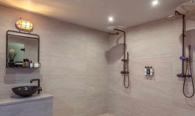 Nautical Brass Bulkhead Lights Buying Guides & How-To Fisherman's Lights UK