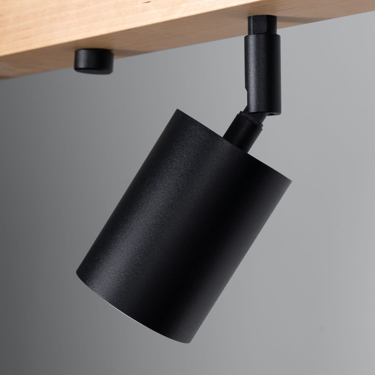 Verdo Farmhouse Oak Bar Spotlight – Black, 4 Light k.jpg