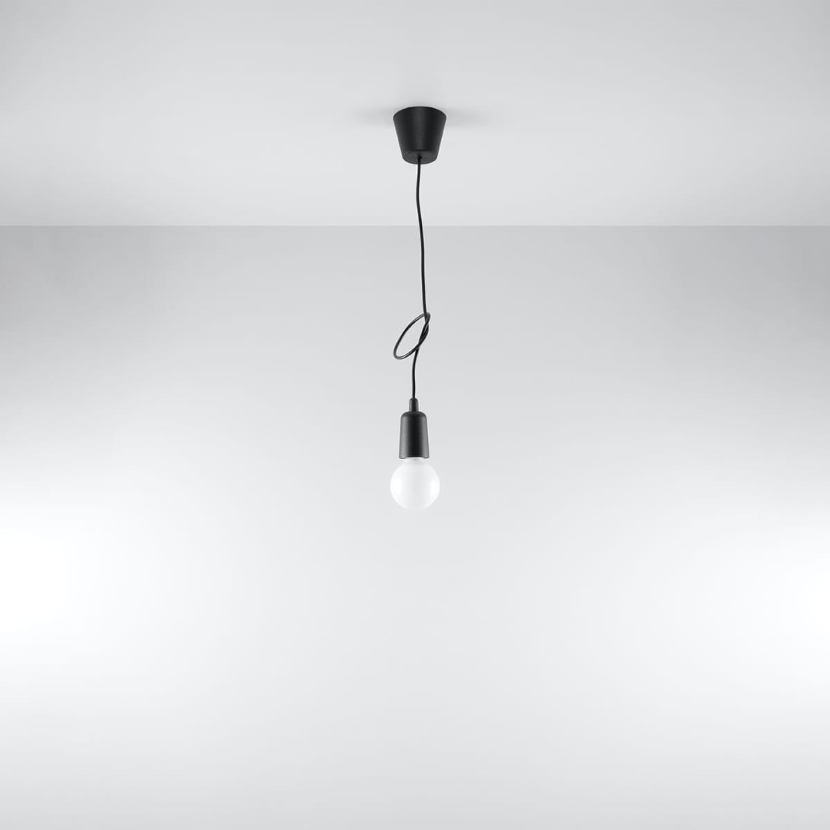 Diego Pendant Light - Single / Black Diego Pendant Light - Single / Black