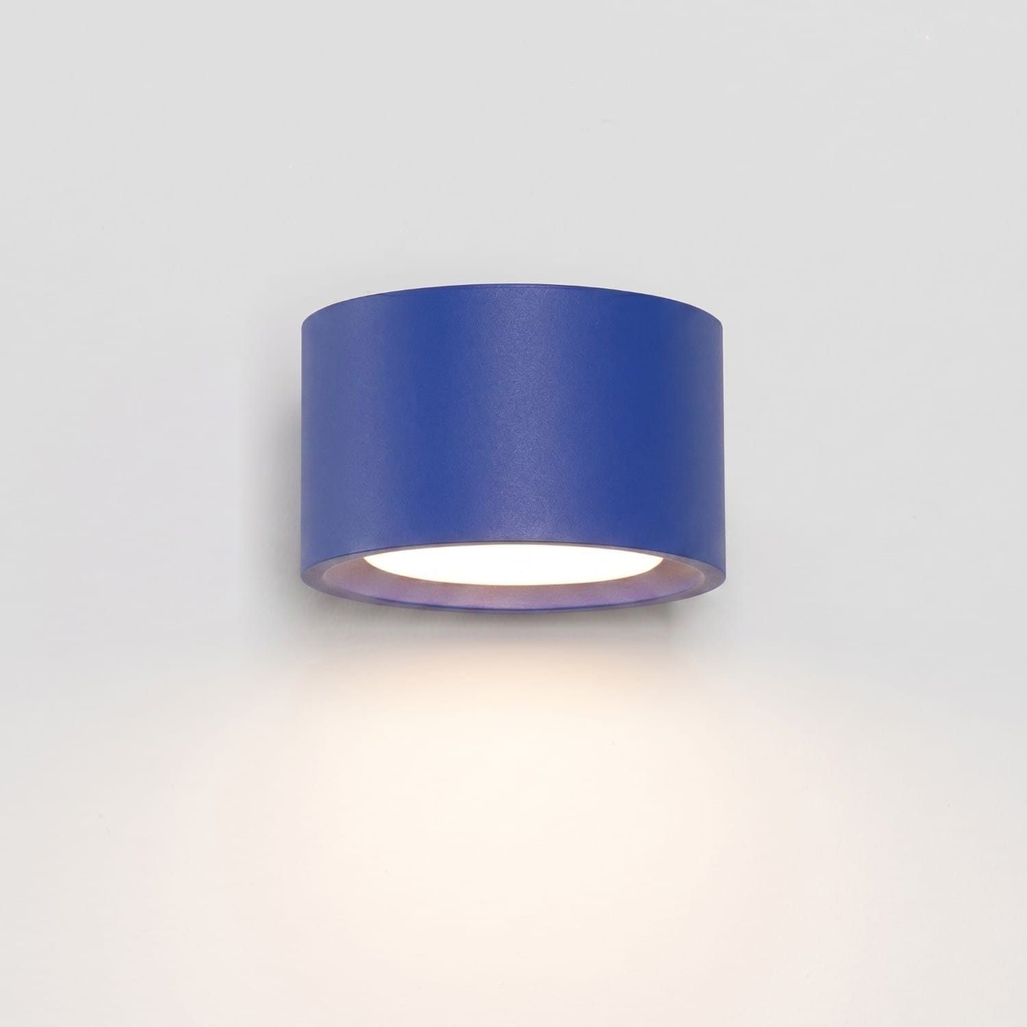 MODO 1 Ultramarine Wall Light Modo 1 Ultramarine Wall Light